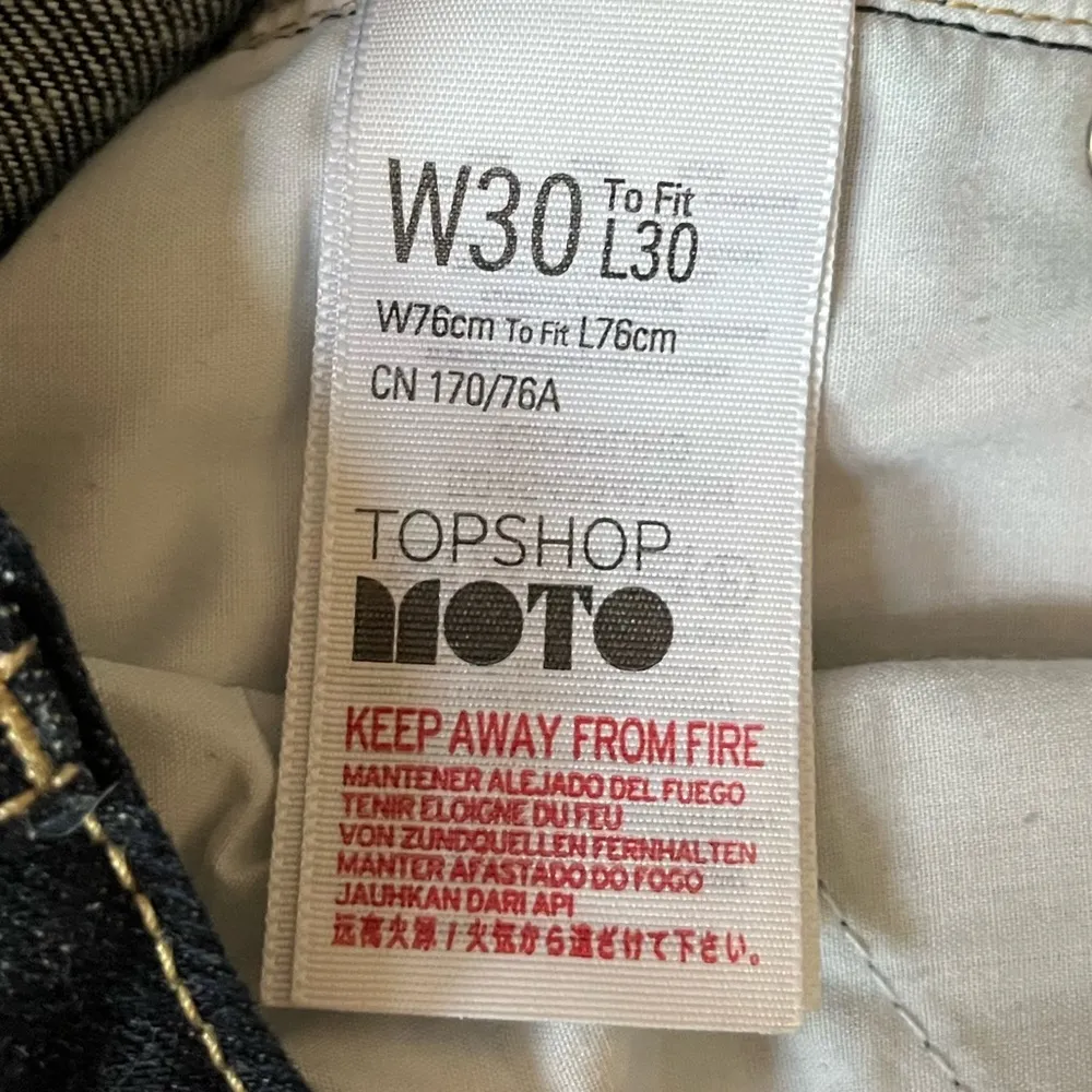 Topshop Moto High Rise Wide Leg Capri Jeans Dark Blue Size 30 - Image 4