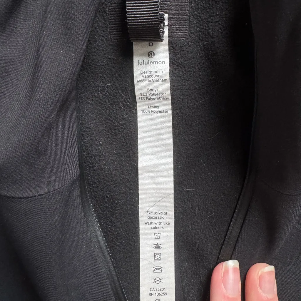 Lululemon Black Glyde Along Softshell Jacket 6 - Image 4