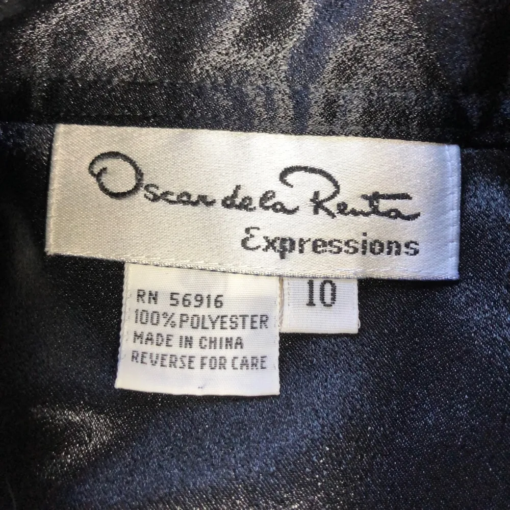 Oscar de la Renta Expressions Long Sleeve Blouse - Image 5