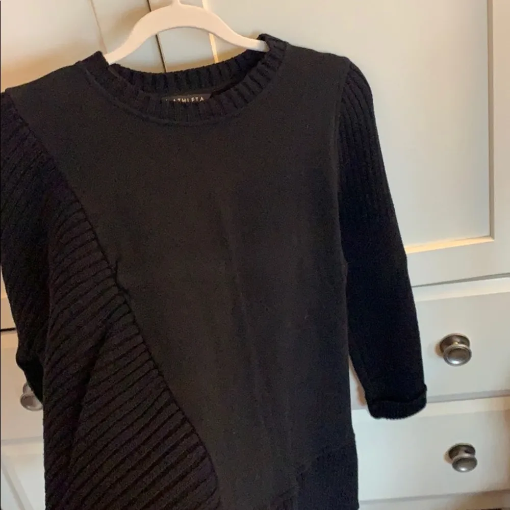 Assymetric sweater - Image 3