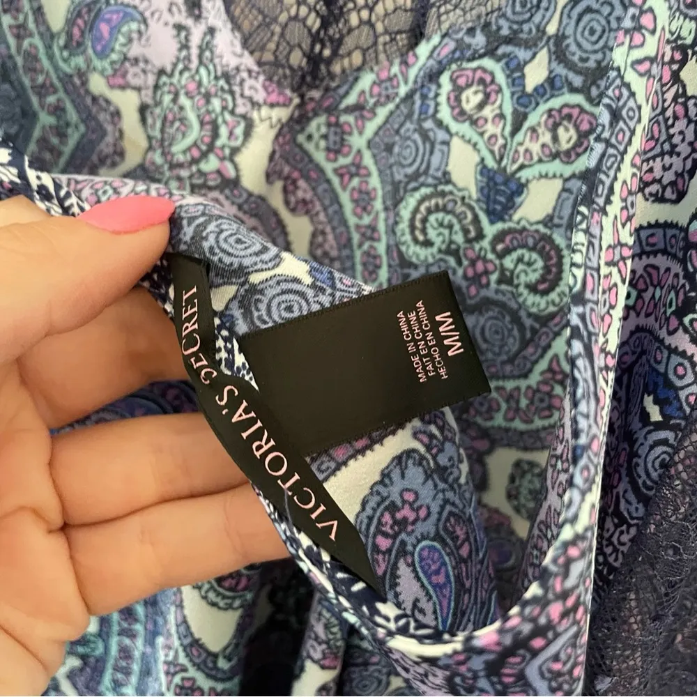 Victoria’s Secret Deep V Satin Lace Paisley Print Slip Dress Intimates Sz Medium - Image 3