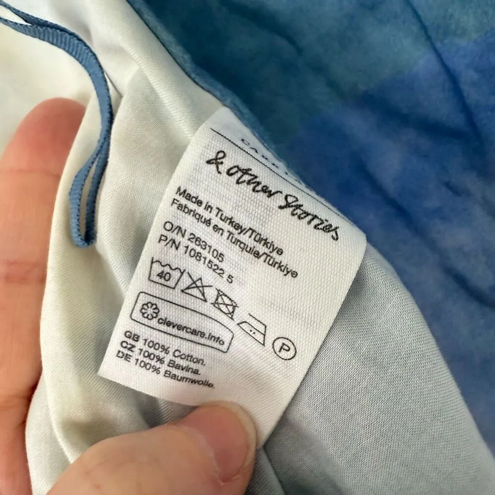 & Other Stories Women’s 2 Tie Dye Bandana Crop Top - Image 4