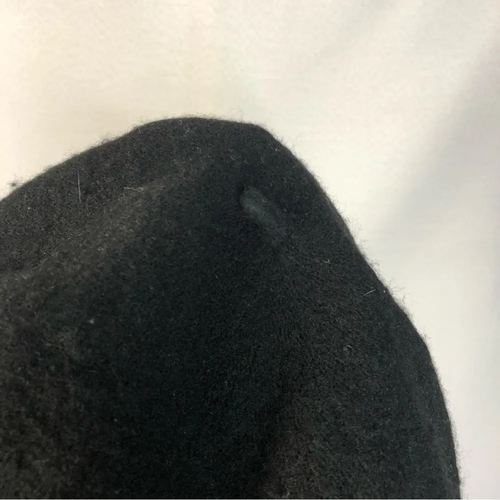 Boutique Black Wool Knit French Beret - Image 9