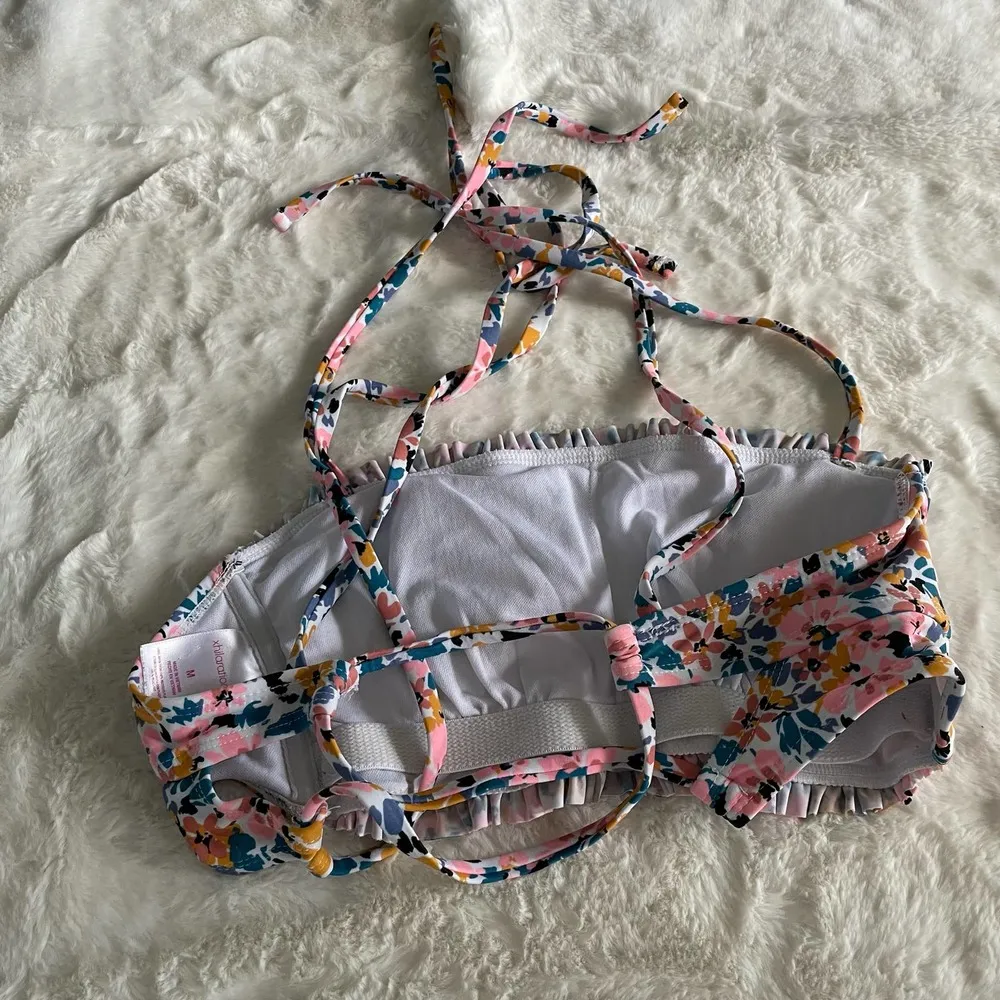 Xhilaration target  smocked floral bikini set size M/L - Image 5