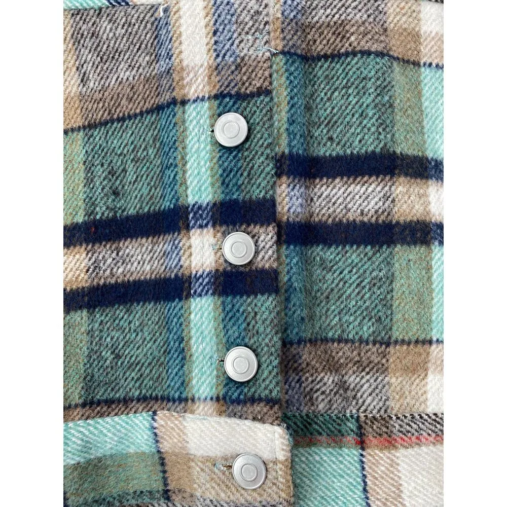 HYFVE  Size Medium Cropped Plaid Flannel Shacket Jacket Teal Tan Back Buttons - Image 9