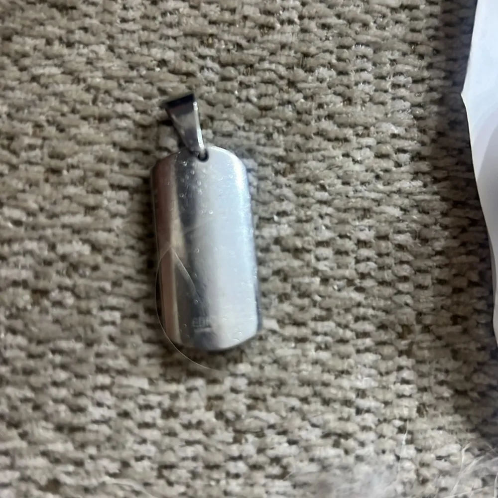 Silver Prayer Pendant - Image 2
