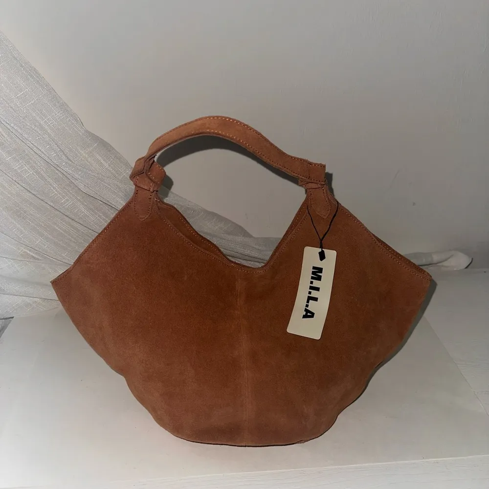 M.I.L.A. Emma Suede Bag in Brown Toffee - Image 6