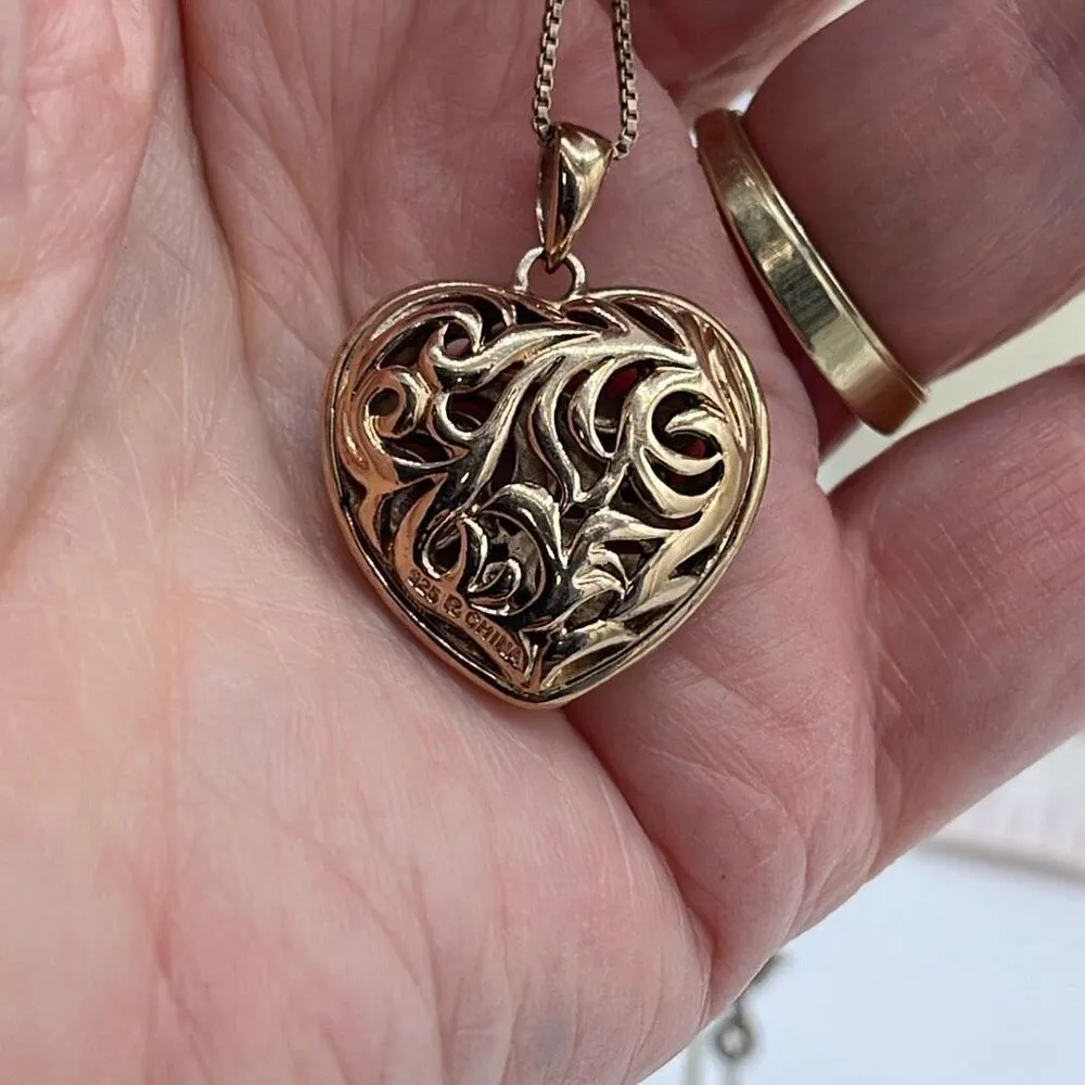 Puffy heart 2 sides cut out design sterling silver Vermeil . - Image 4