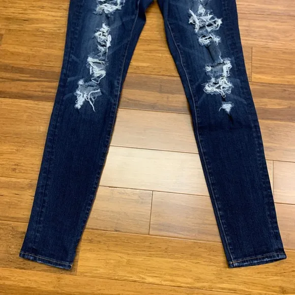American Eagle Ripped Super Stretch Dark Wash Denim Jeans Womens Size‎ 6 Skinny - Image 3