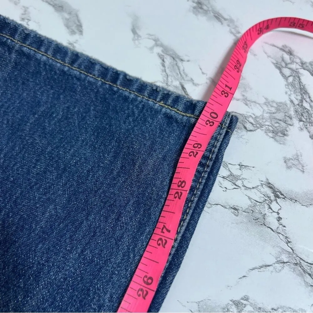 Levi’s low pro straight jeans ripped knee Sz 28 - Image 9