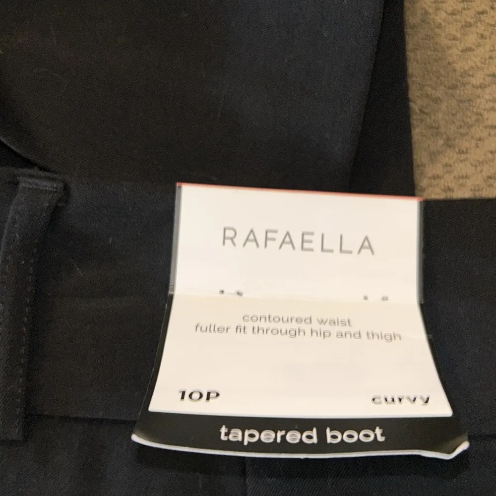 Rafaella contoured waist, Fuller fit through hip and thigh. 10P Curvy - Image 5