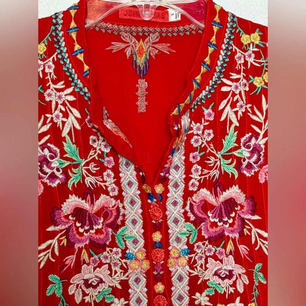 Johnny Was Scarlet Red Lissa Cupra Rayon Floral Embroidered Blouse Small - Image 2