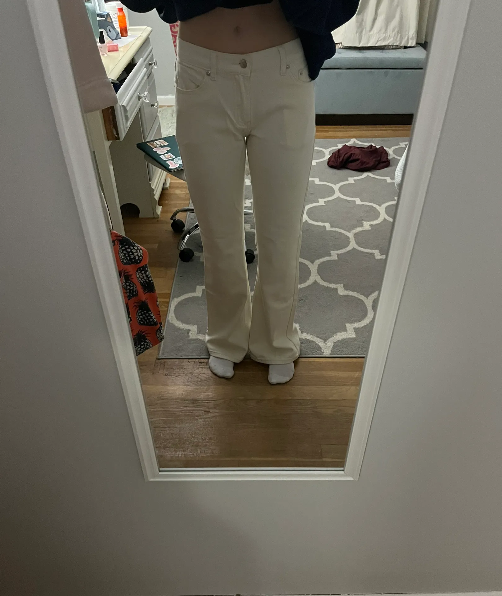 Low Rise Jeans - Image 5