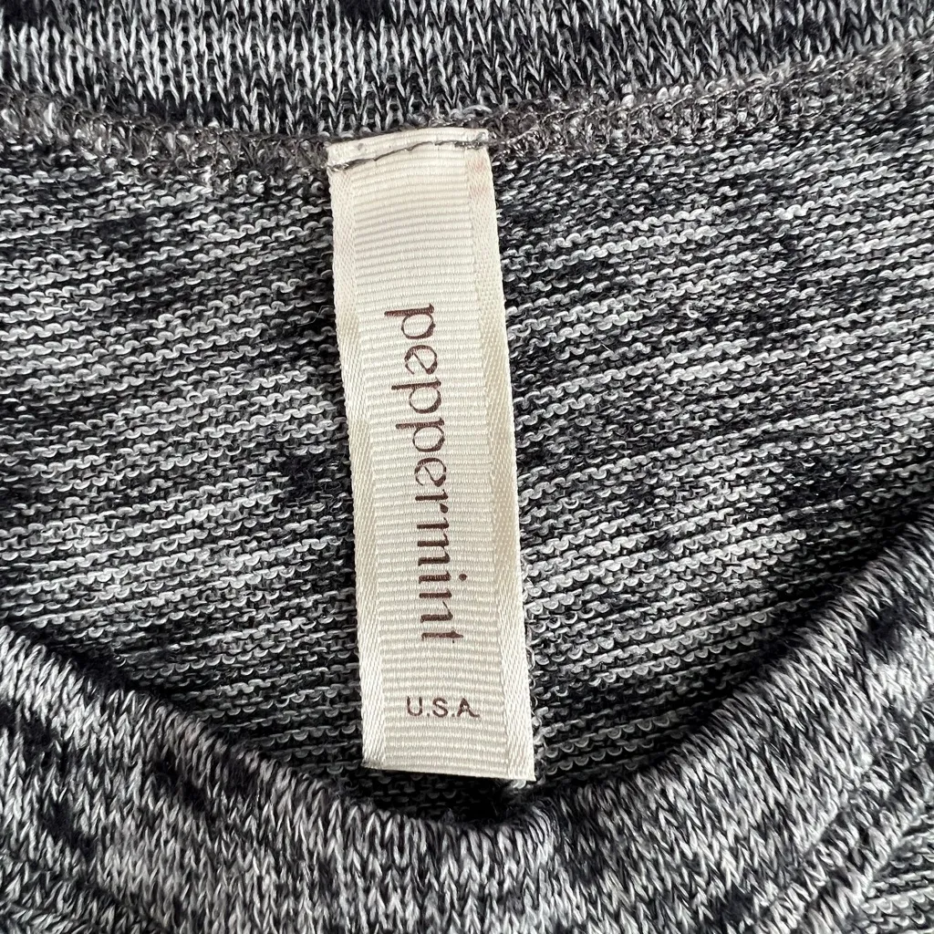 Peppermint Women’s Knit Gray Marled Cold Shoulder Cutout Sweater Pullover Size S - Image 3