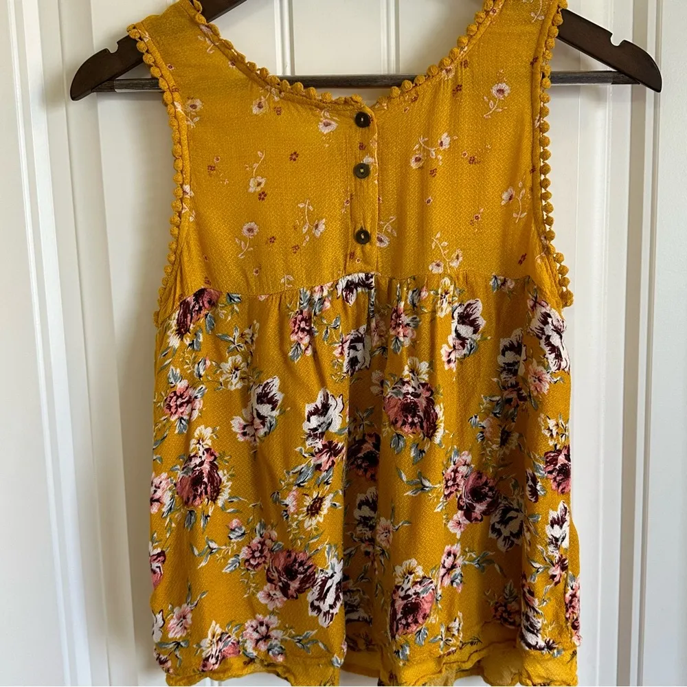 Jolt  yellow two layer sleeveless top women, medium - Image 9