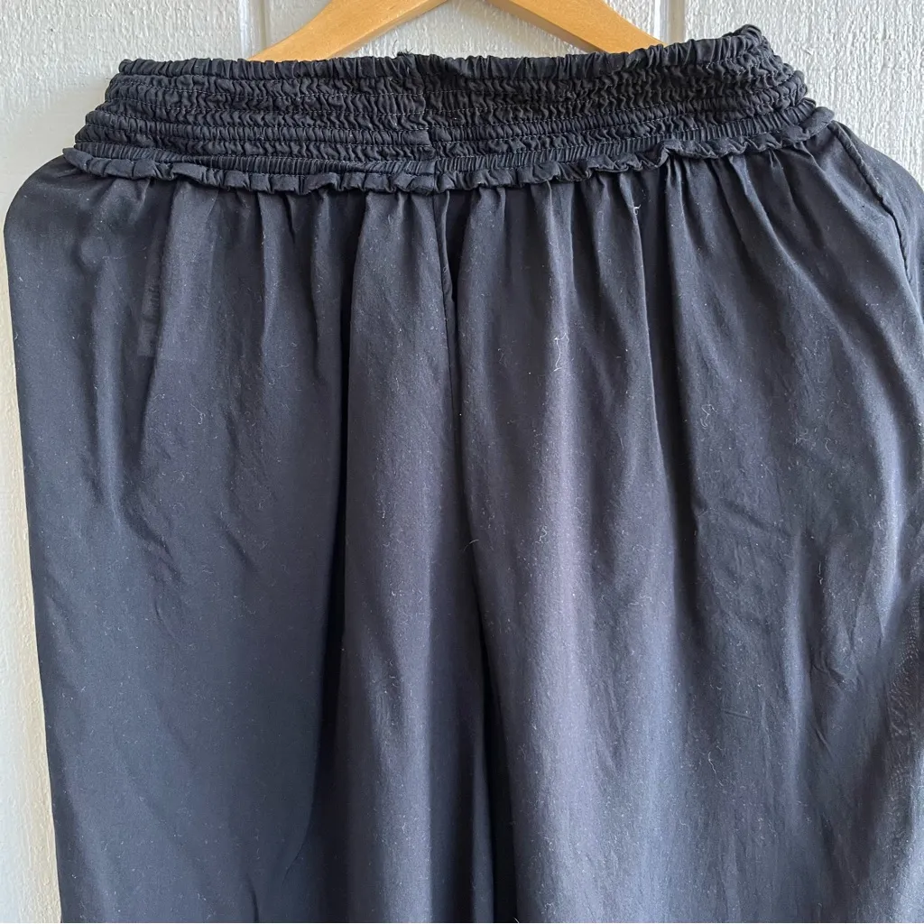 Aritzia Wilfred Nanterre Wide Leg Flowy Crop Pants Gauchos in Black Size XS - Image 7