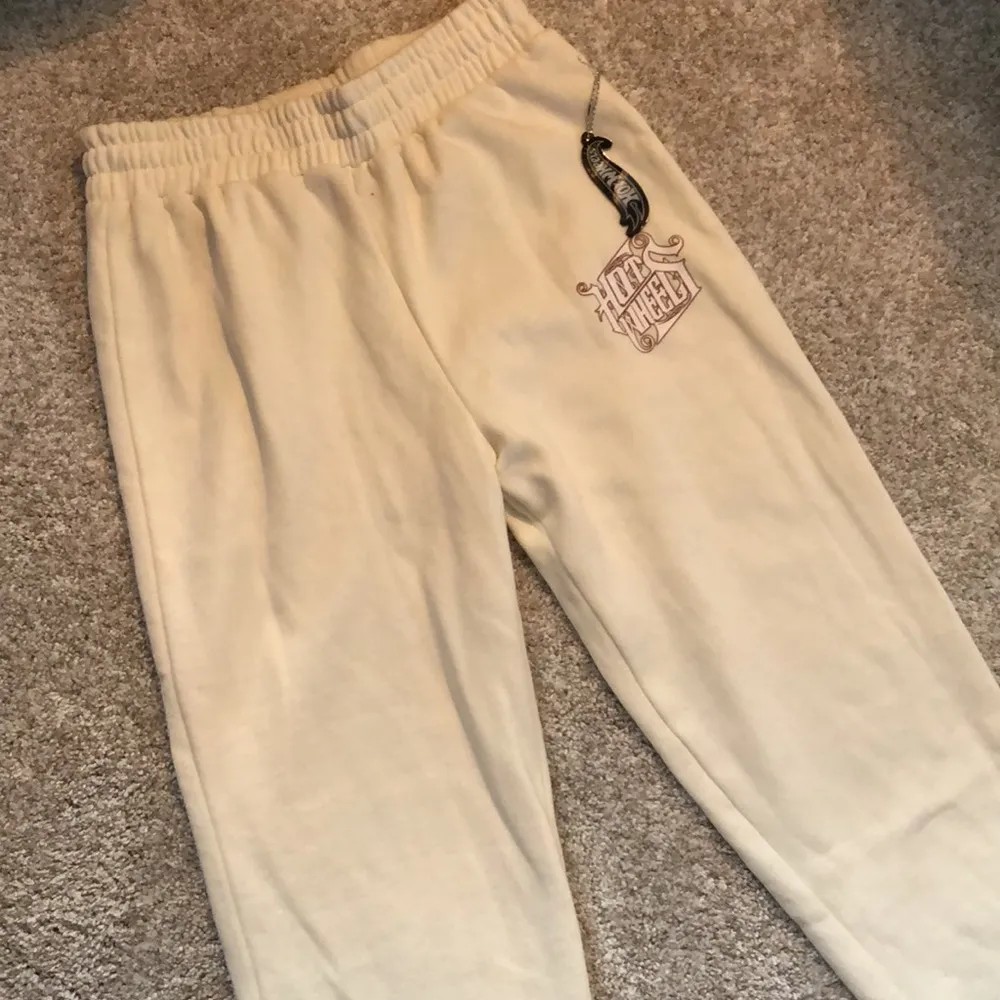 Forever21 sweatpants jogger - Image 3