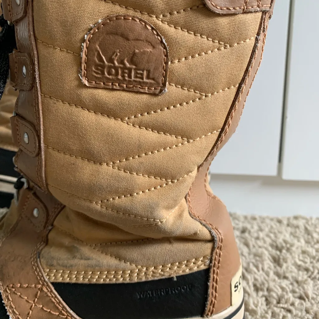 Tofino II faux fur lined women’s size 6 waterproof winter snow boots - Image 7