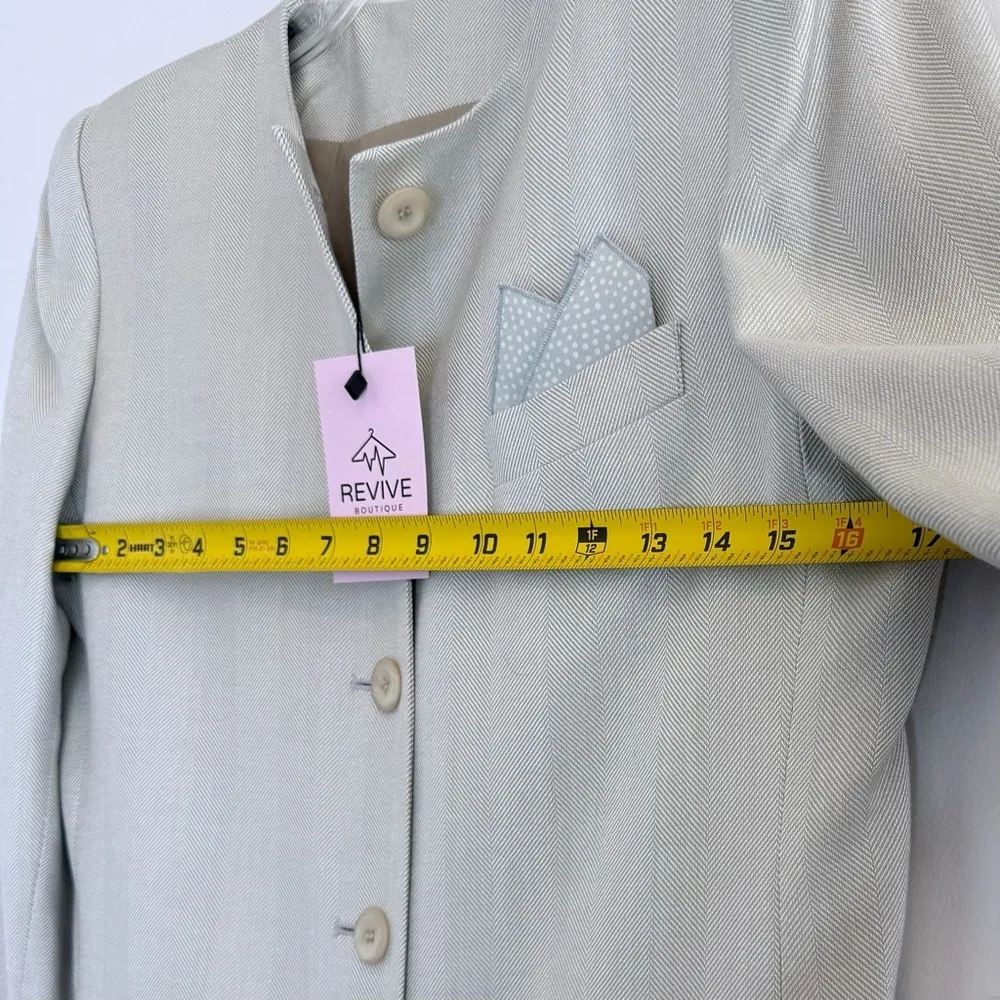 Kasper viscose Cream Blazer and Skirt Set blazer size 6 & skirt size 8 - Image 3