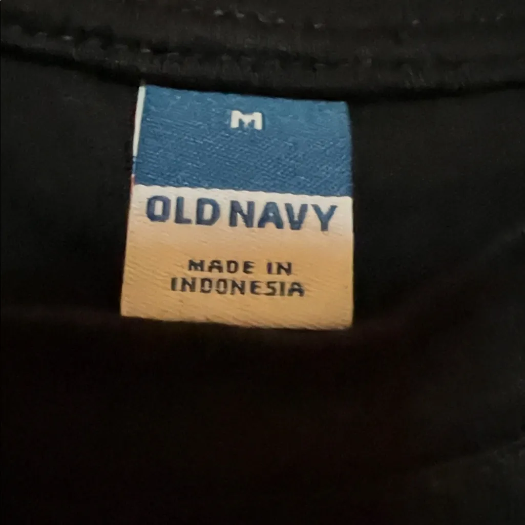 Old Navy Classic Black Top - Image 2