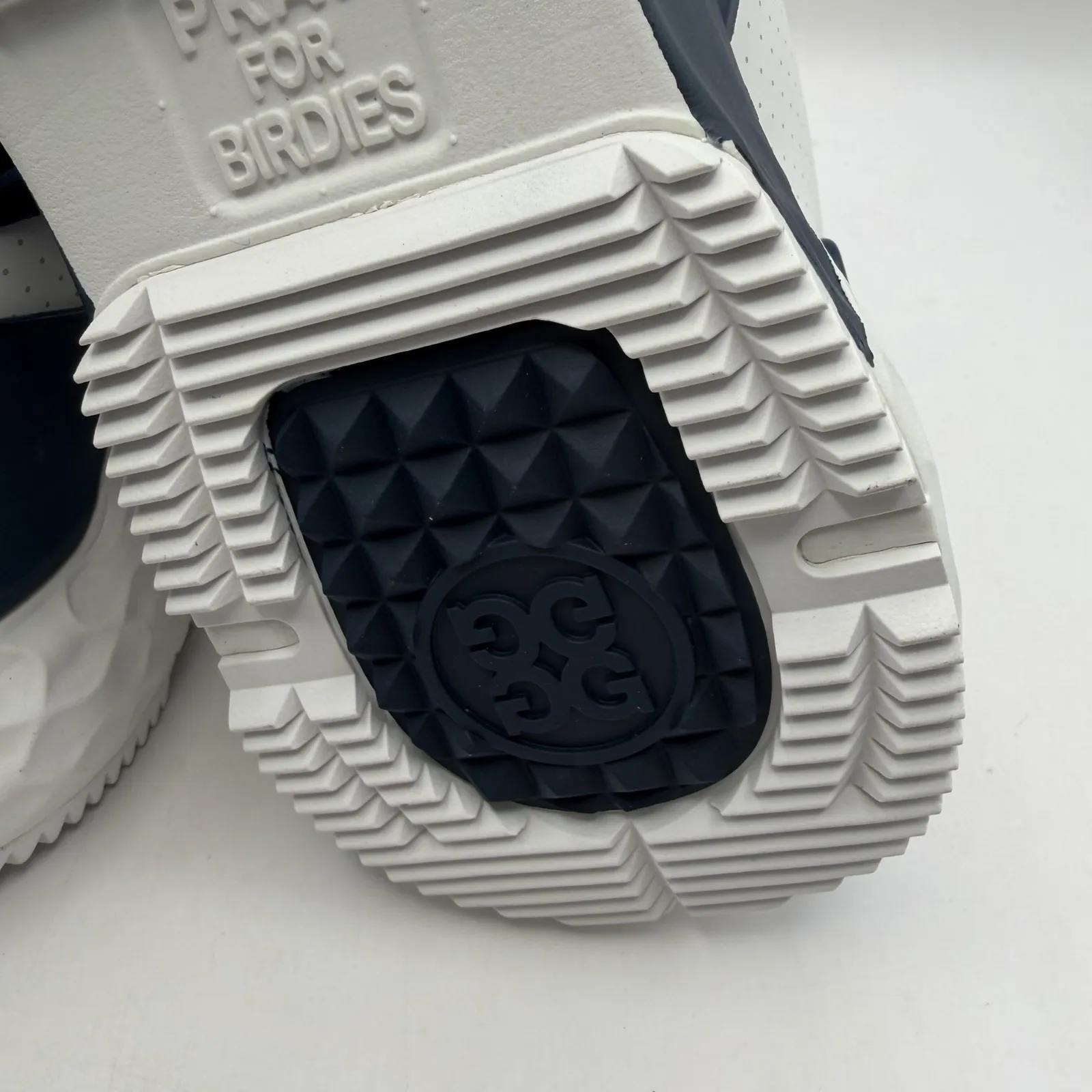 New G/FORE MG4+ PERFORATED CONTRAST STRIPE GOLF SHOE GLF000011 - Image 9