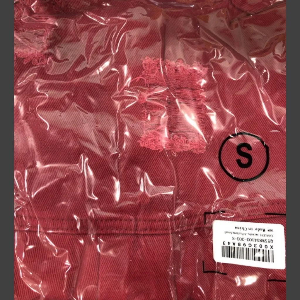 NWT Cardinal Red Oversized Distressed Denim Jacket – Small - Image 5