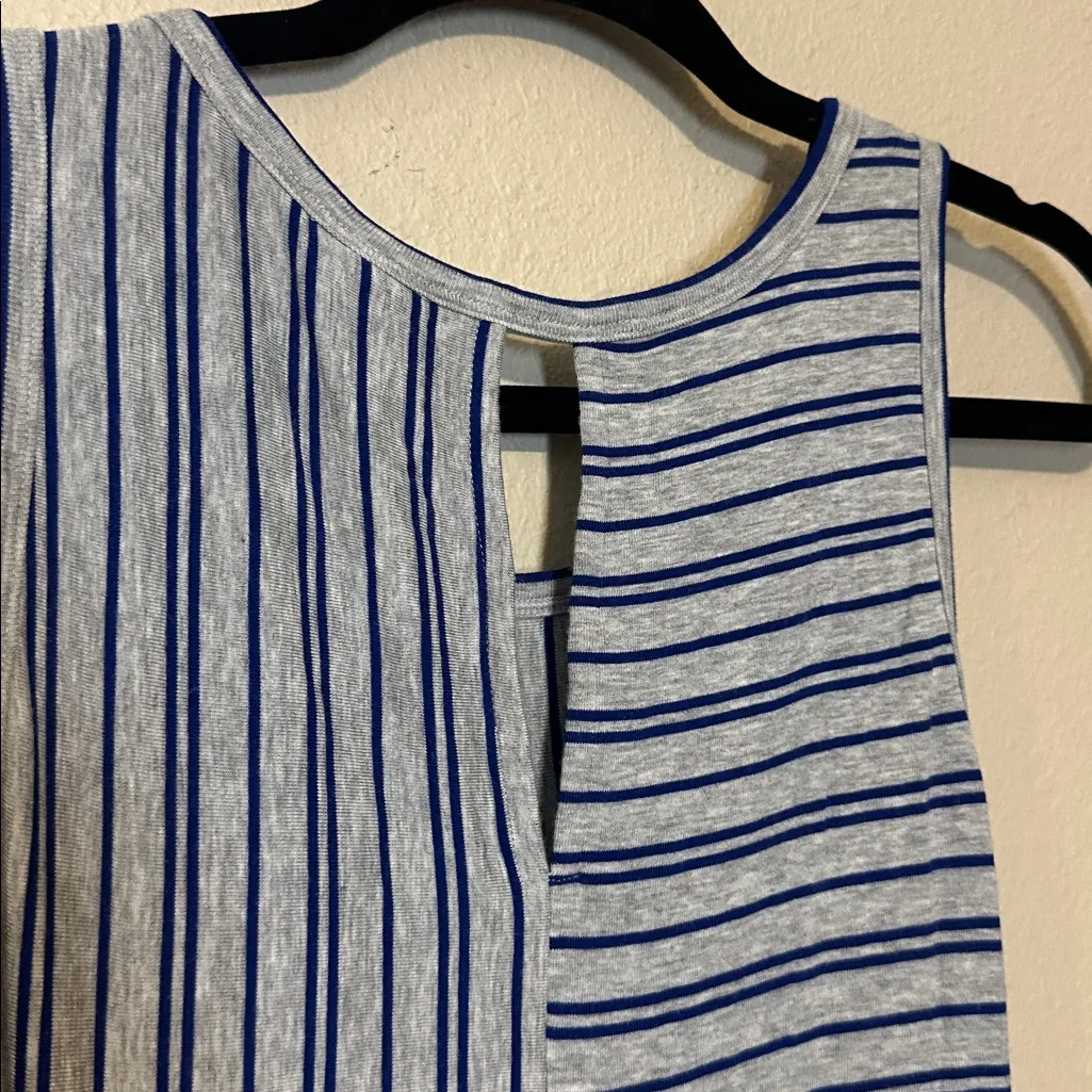 CAbi blue and grey ticker tee‎ #5569 size Small - Image 8