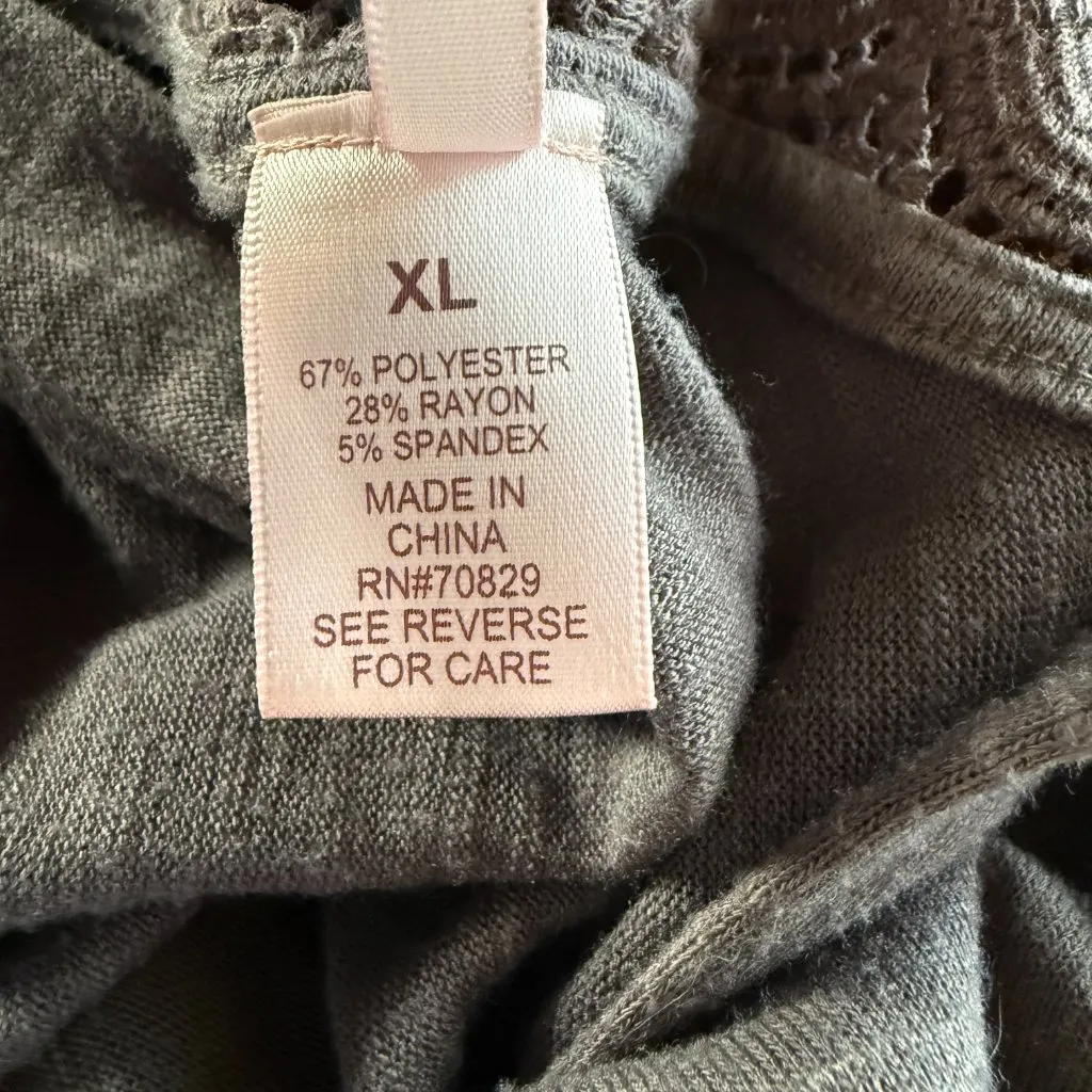 Rue21 women's XL grayish purple sleeveless open cardigan sweater lace back panel - Image 10