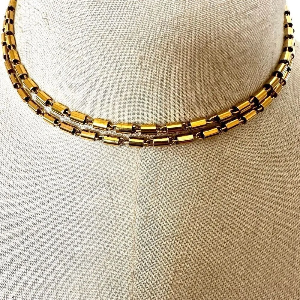 Crown Trifari gold plated vintage chain necklace - Image 2