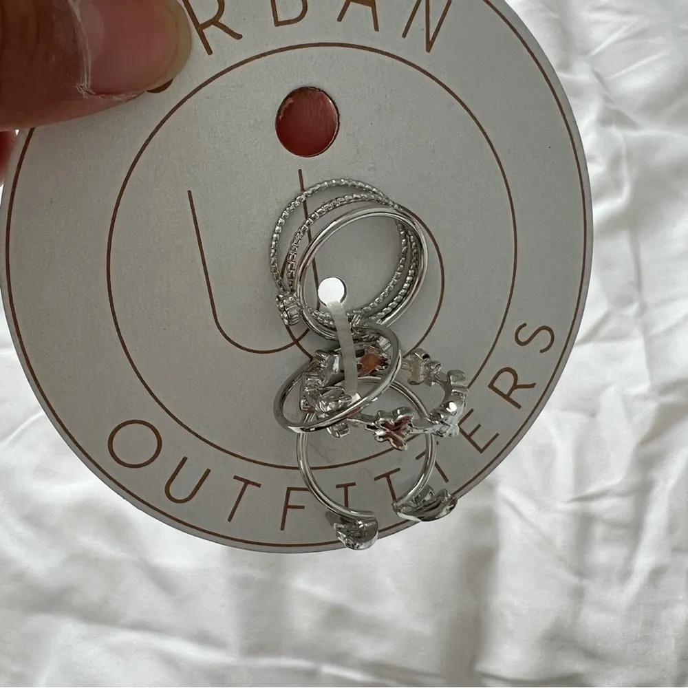 Urban outfitters ring set - Image 3