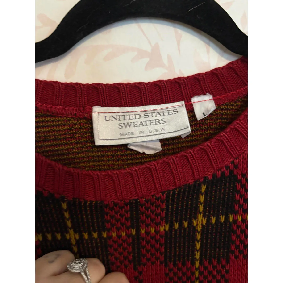 Vintage United States Red and Black Plaid Women's Sweater Size M - Image 4