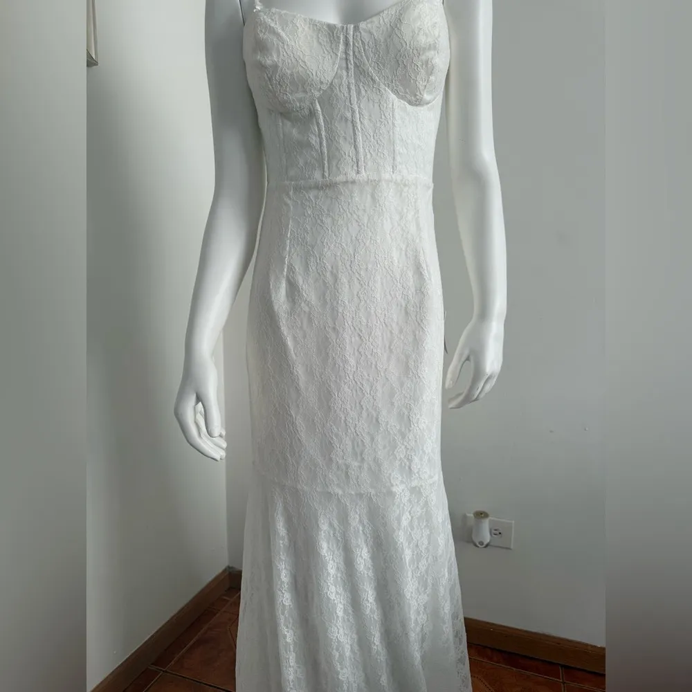 Lulus White Lace Bustier Maxi Dress – Size L – Stretch Fit Bridal Gown – New - Image 6