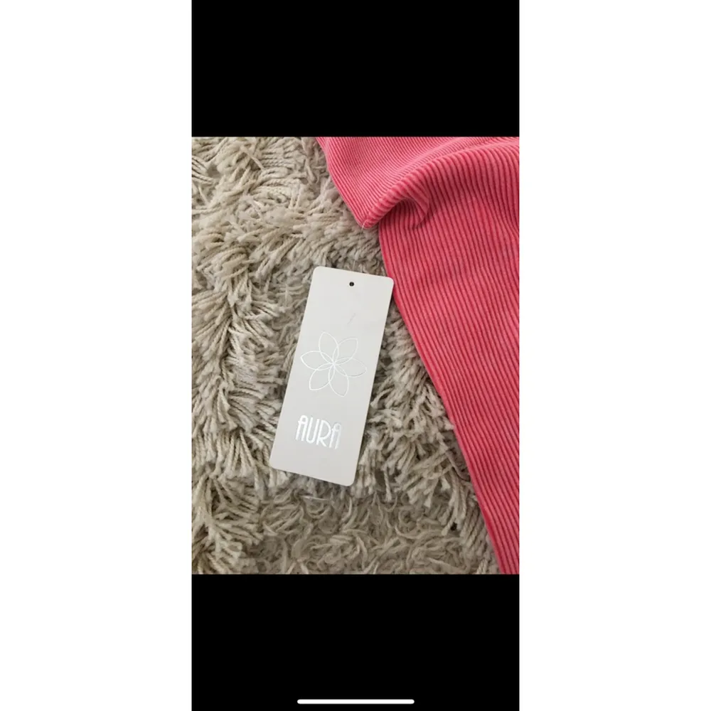 NWTs Aura Ribbed Bike Shorts Bright Coral Stretch Athleisure Yoga Workout M/L - Image 3