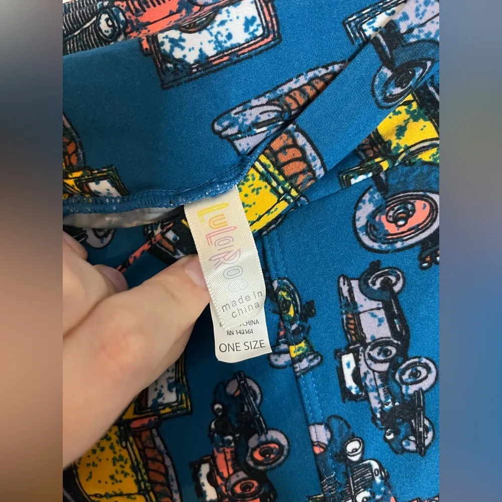 LuLaRoe Buttery Soft Teal Stretch Leggings Classic Vintage Car Print Size OS - Image 12