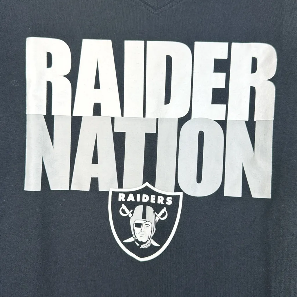 Nike The Nike Tee Black Raiders Football V-Neck S/S Shirt Size Medium EUC #2971 - Image 4