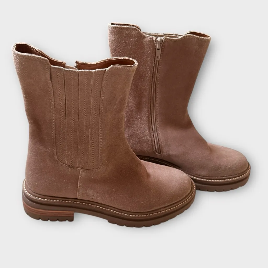 Seychelles “Cover Me Up” Chelsea Boot (Taupe Suede) – Size 7 NWOB - Image 5