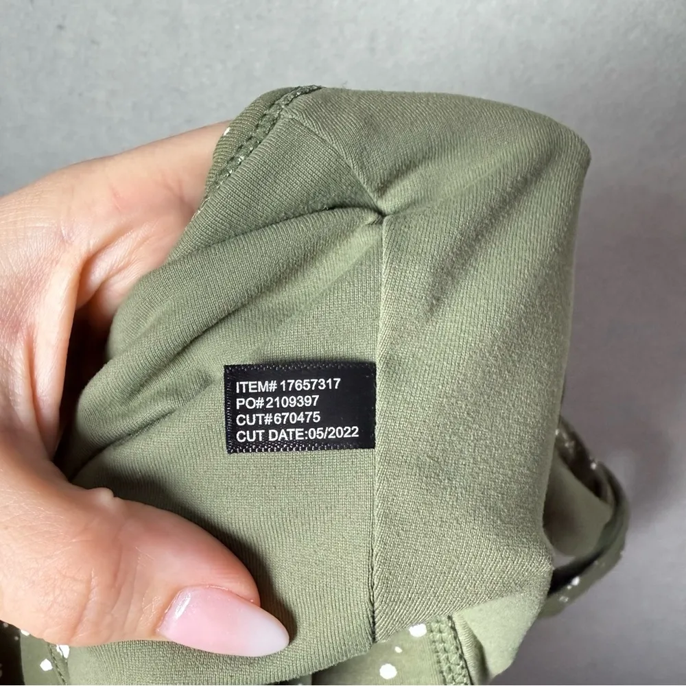 Torrid Women’s Low-Impact Wireless Longline Dots Sports Bra Green 3 3X 22 24 - Image 9