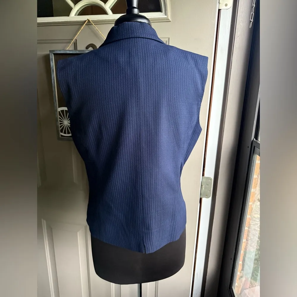 Vintage Doncaster blue pin stripe wool blend business suit vest, size 12 - Image 4
