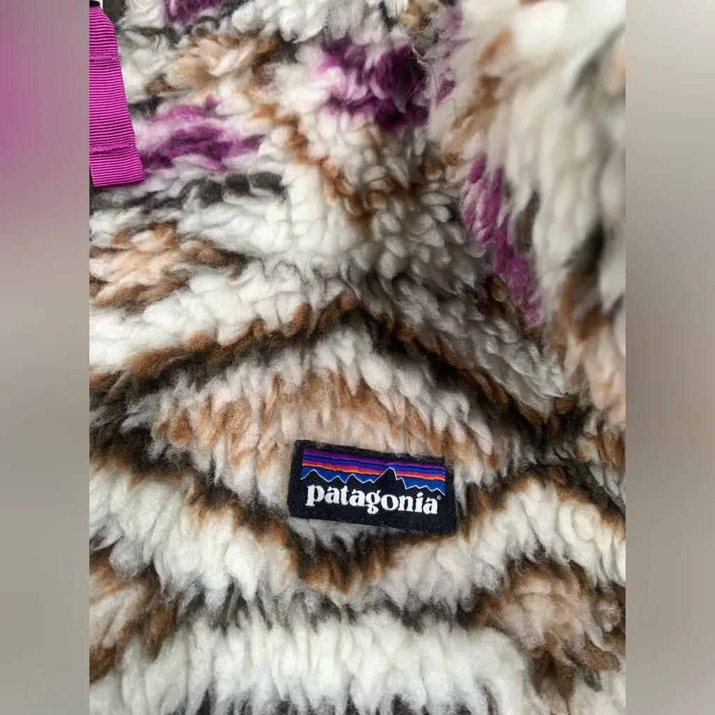 Patagonia  deep pile Aztec fleece jacket small - Image 8