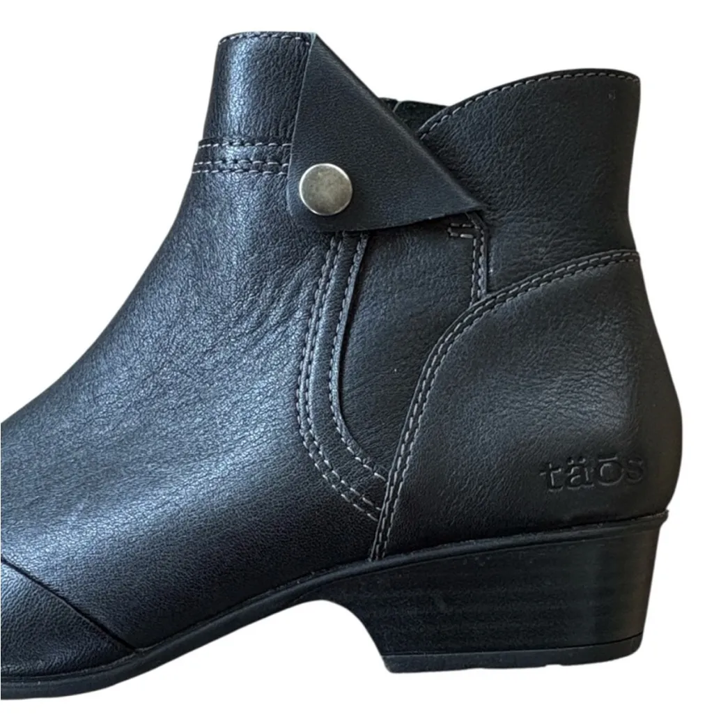 EUC Taos Leather Oh Snap Ankle
Boots Black Size 8 - Image 3