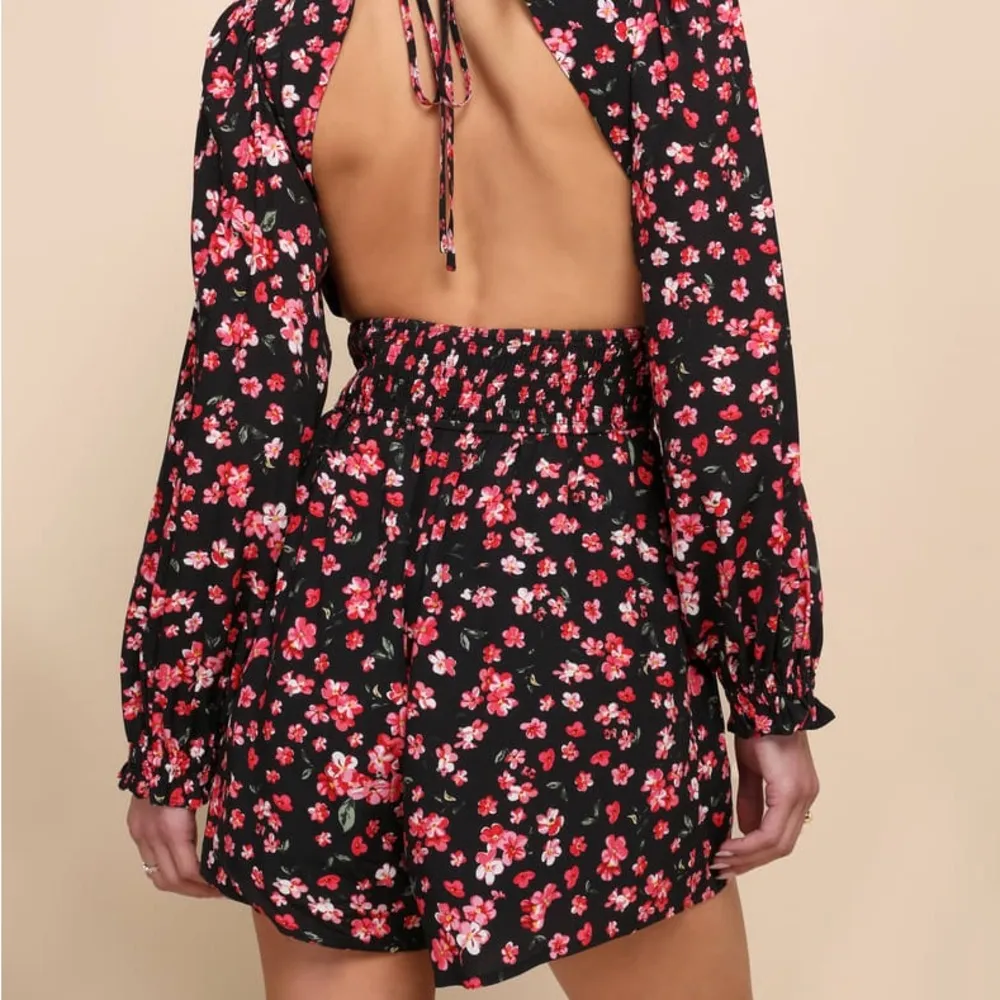 Black Floral Backless Long Sleeve Romper - Image 13