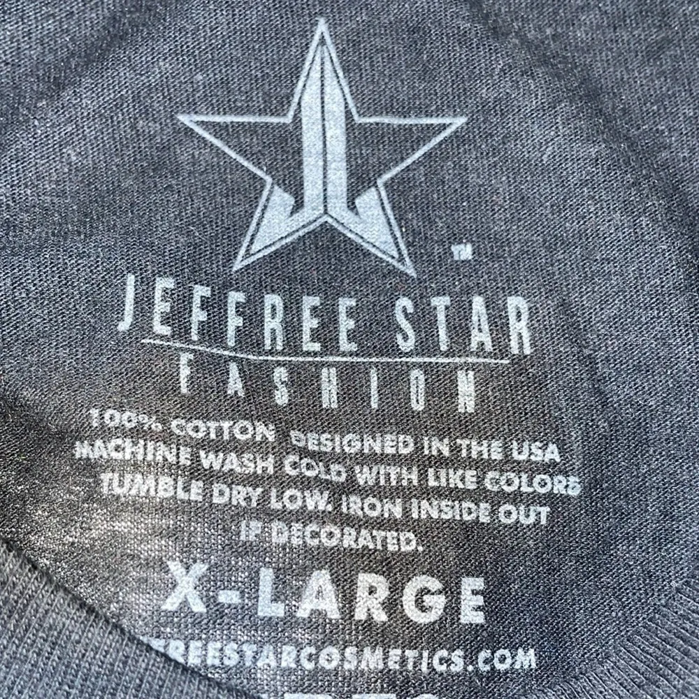 Jeffree star exclusive VDAY  hearts shirt - Image 4