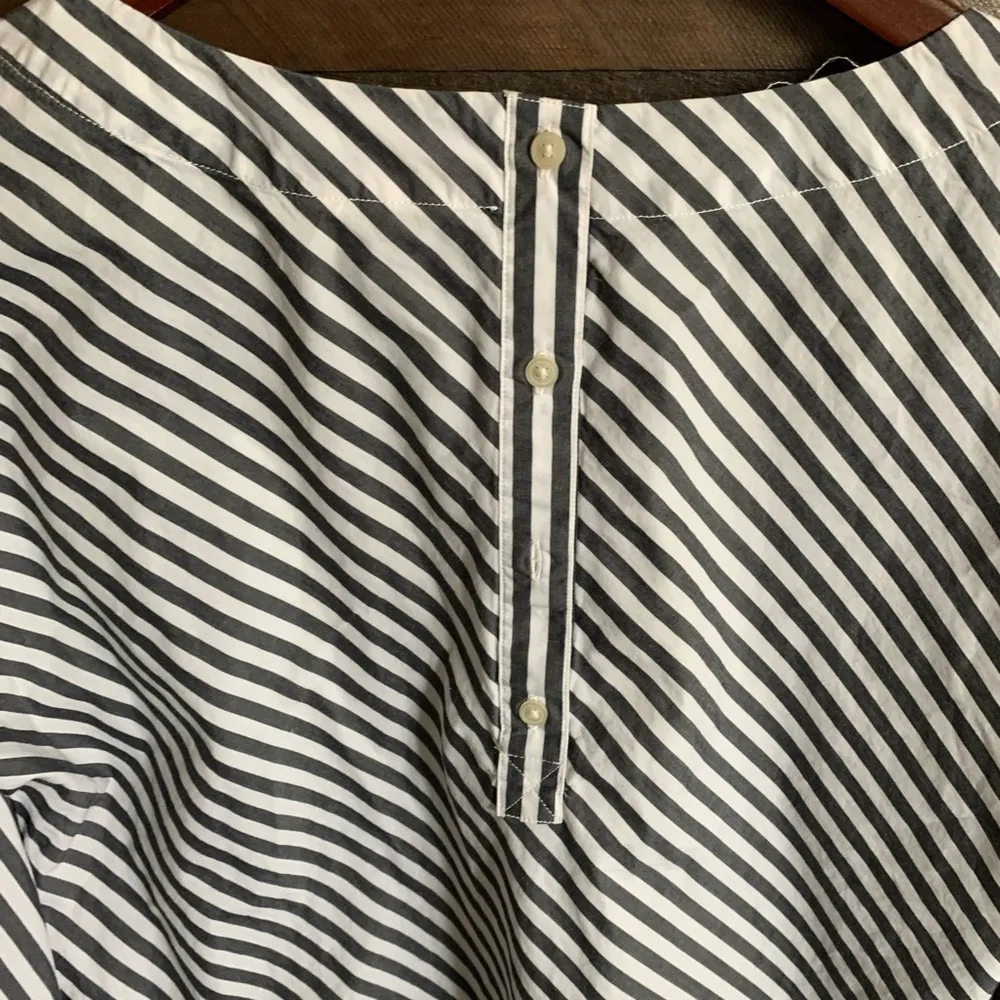 Gap dress shirt size S - Image 3