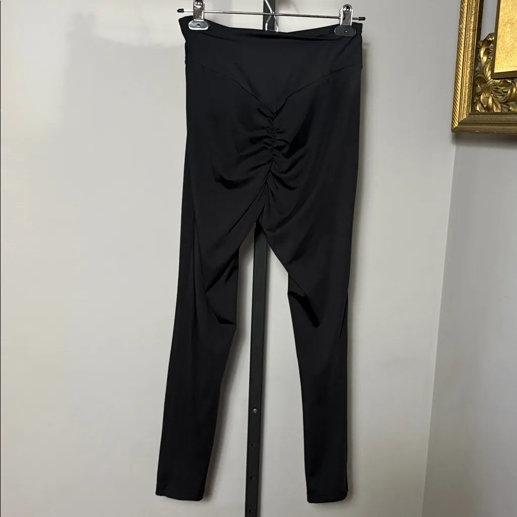 Gymshark  Large Black Power Scrunch Butt Regular Leggings - Image 4