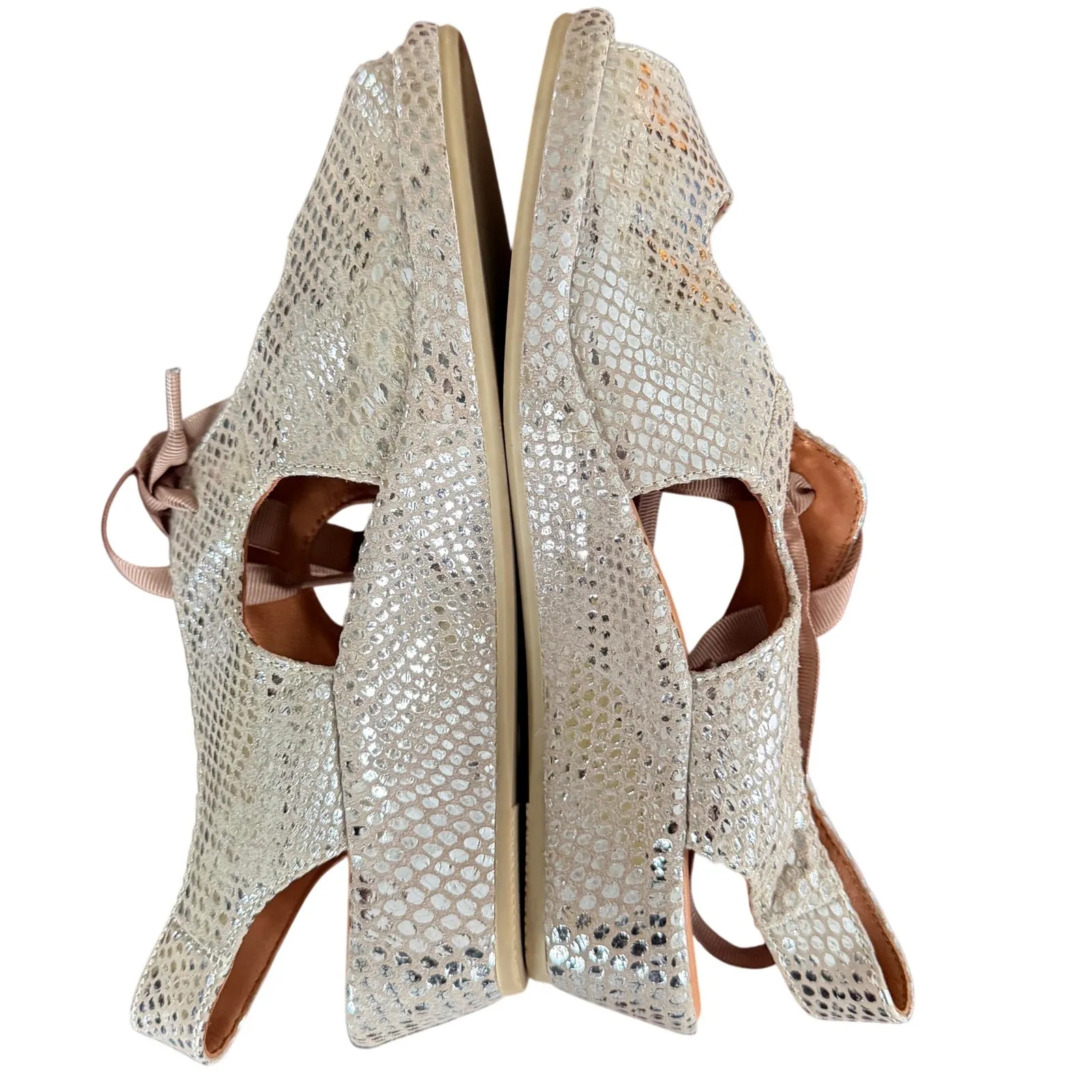 L'Amour Des Pieds Brettany Wedge Sandal Size 7 Silver Gold Snake Modern Classic - Image 7