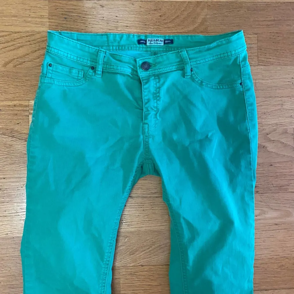 Pull & Bear ASOS Green Coastal Preppy Old Money Skinny Pants - Image 2