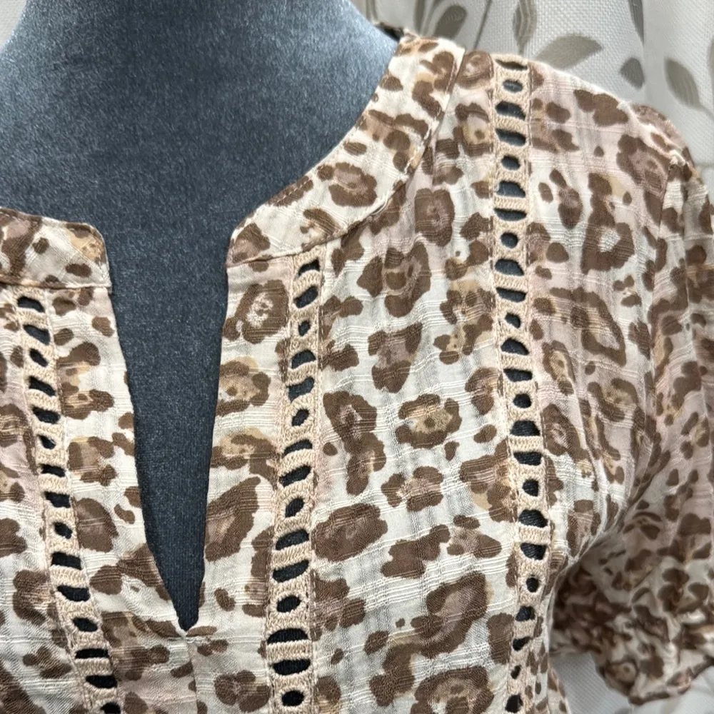 Wonderly Tan and Brown Fitted Ribbed Blouse - Image 10