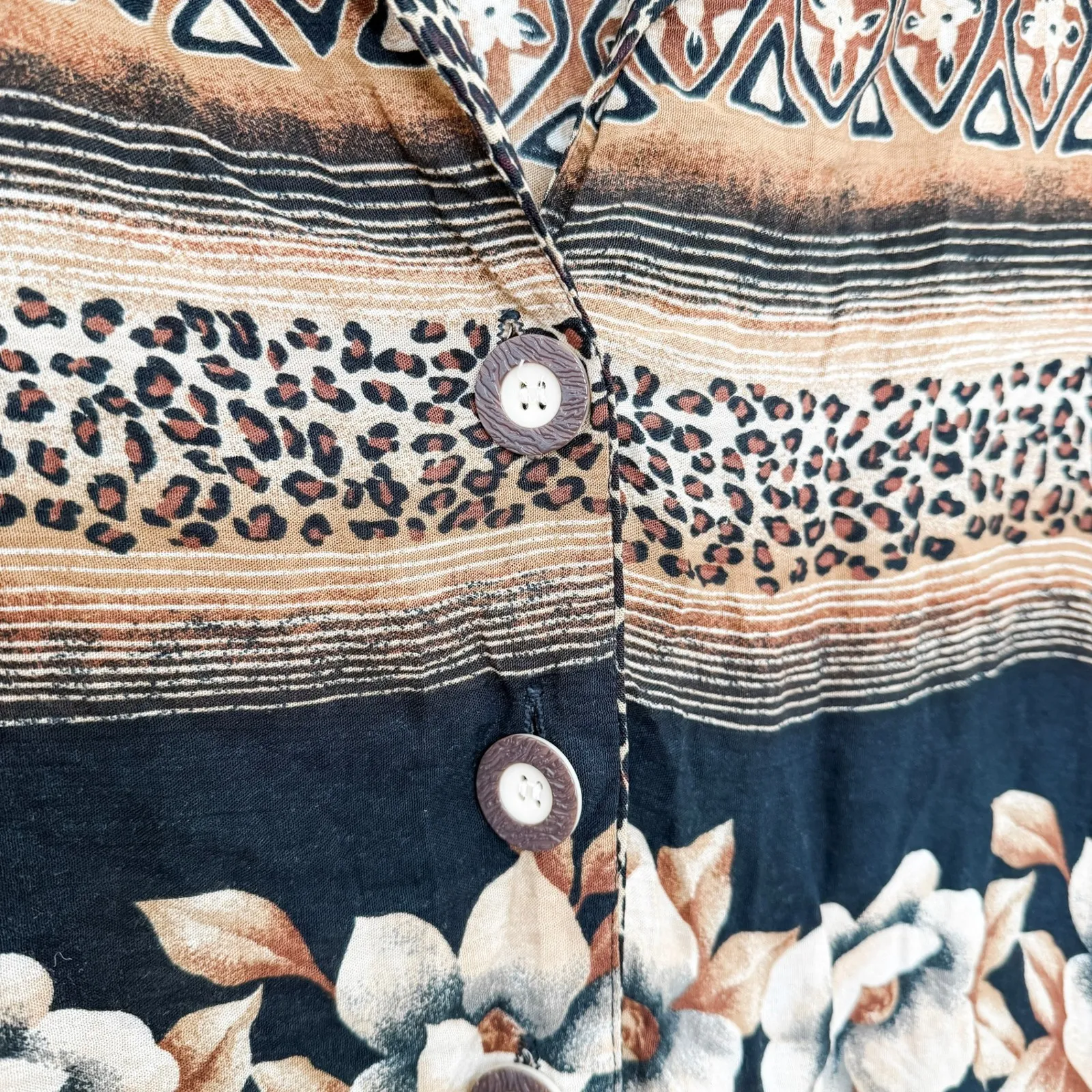 VTG 90s Nina Piccalino Womens Blouse Size 12 Brown Animal Floral Button Up Indie - Image 4