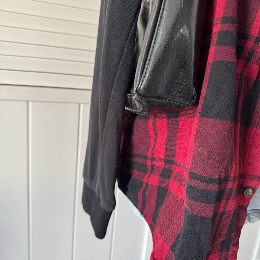 Forever 21 Red and Black Plaid Hooded Button Down Shirt - Image 3