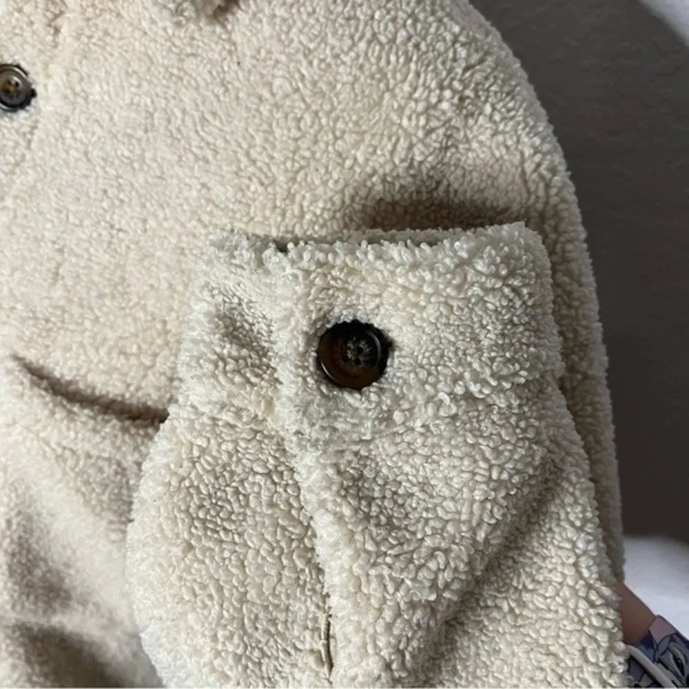 Zara Womens Cream Relaxed Fit Sherpa Long Sleeve Button Up Shacket sz S/M - Image 78